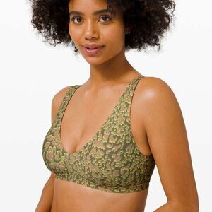 Lululemon Waterside V Swim Top in Wild Haven Multi Size XS NWOT